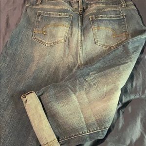 Time and Tru sz 18 mid-rise Capri.